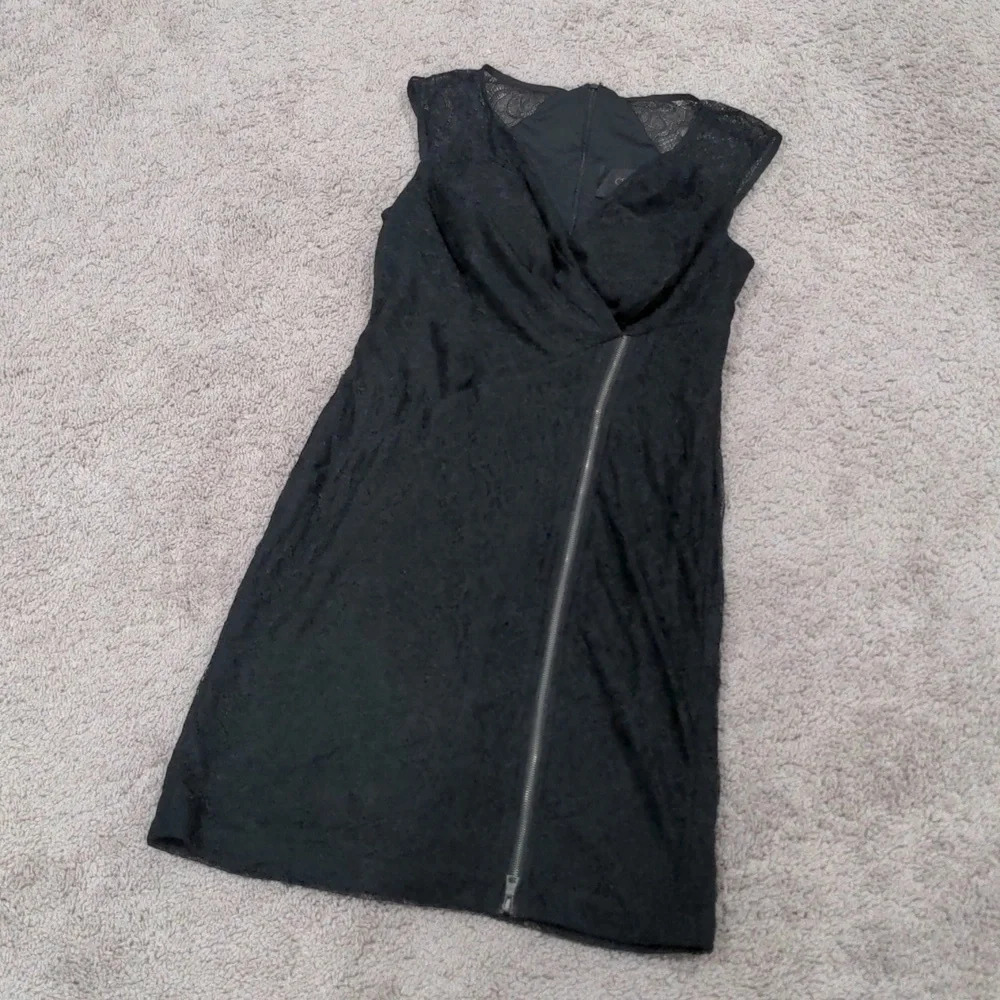 Cenia New York Black Lace Overlay dress Marilyn‎ Fit zipper slit option size 4